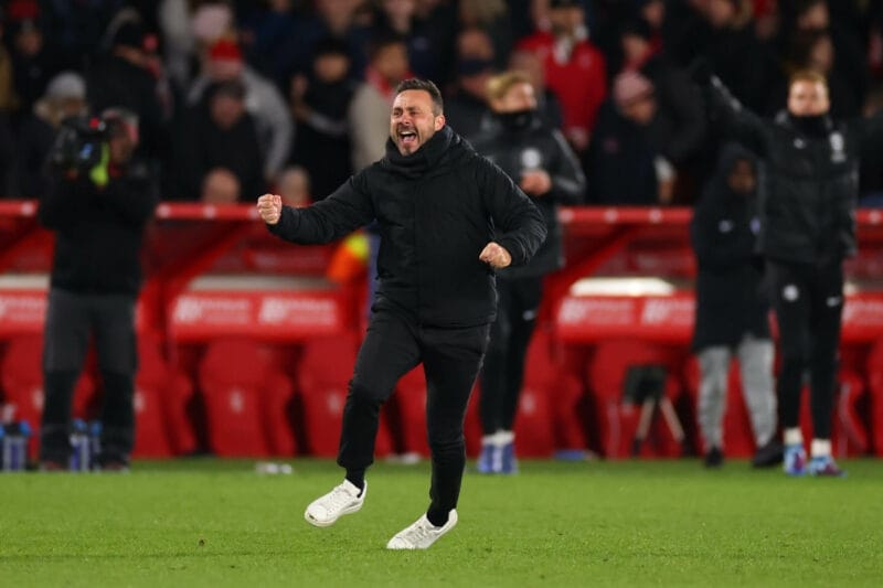 Chiến lược gia người Italia được săn đón