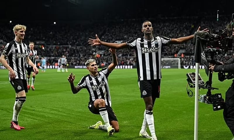 Liverpool chi 100 triệu cho ngôi sao Newcastle