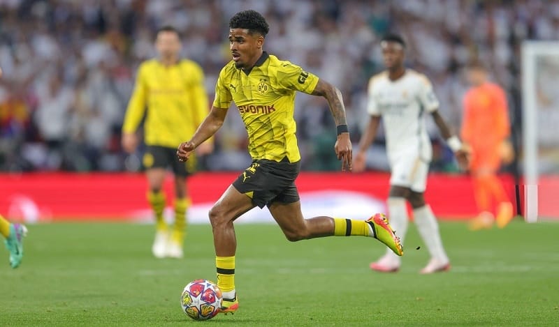 Maatsen chơi rất tốt tại Dortmund.