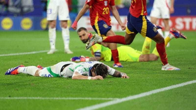 Italia vẫn có thể bị loại nếu thua Croatia