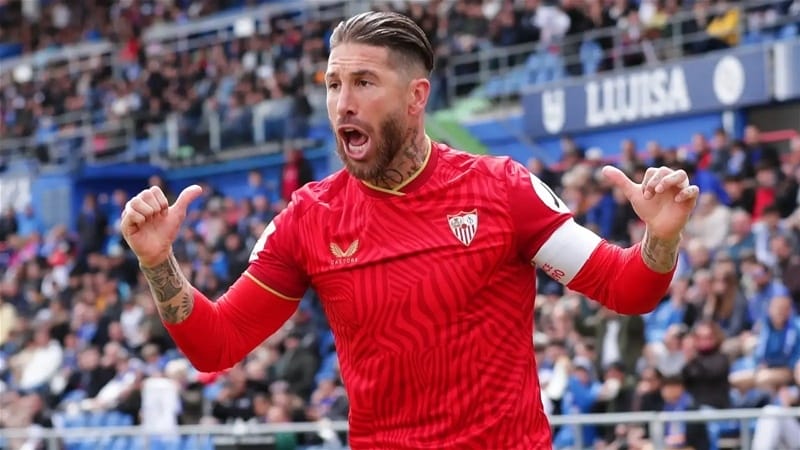 Ramos rời Sevilla.