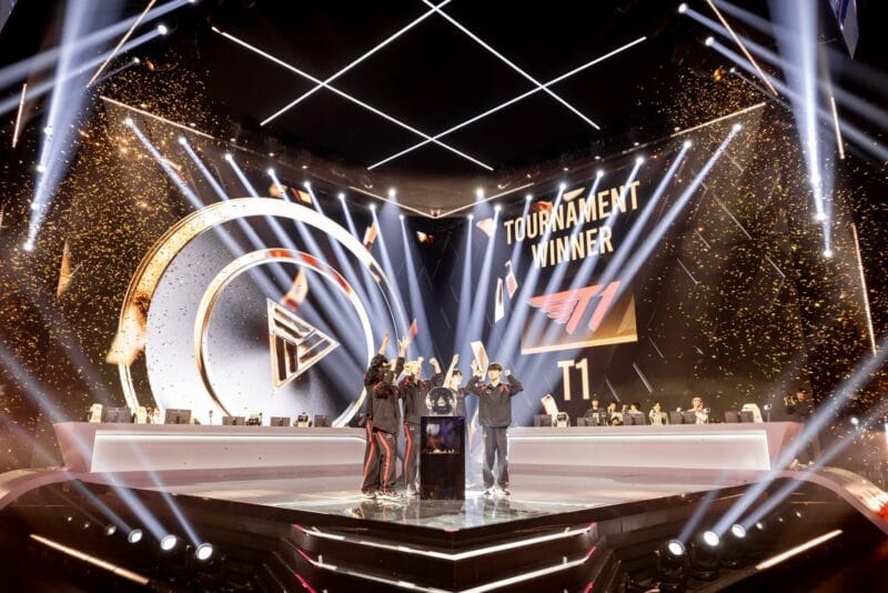 T1 vô địch thuyết phục