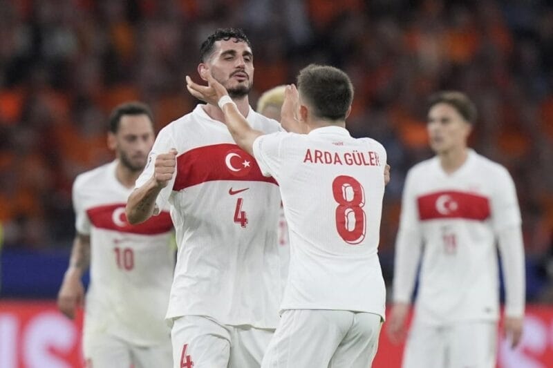 Thổ Nhĩ Kỳ có kỳ Euro thành công ngoài mong đợi