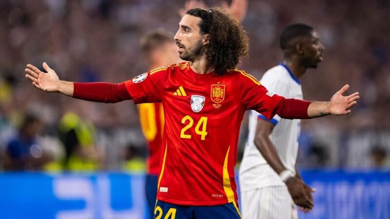 Vì sao Cucurella bị la ó dữ dội ở trận bán kết Euro 2024?