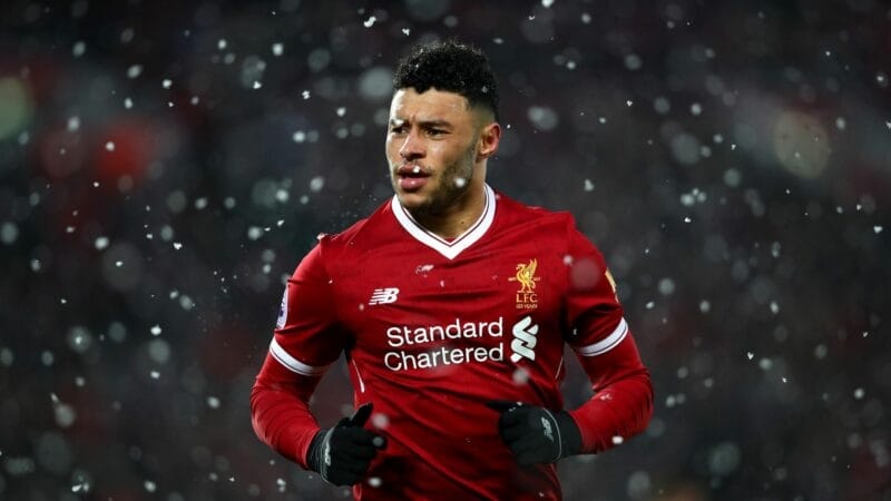 Oxlade-Chamberlain có kinh nghiệm hơn 10 năm chơi bóng tại Anh
