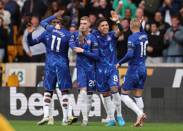 Palmer và Madueke tạo nên sự bùng nổ khó tin