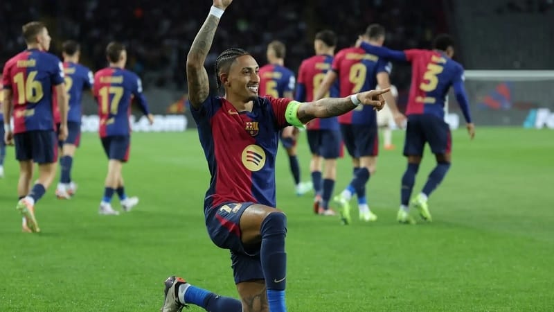 Raphinha gieo sầu cho Bayern