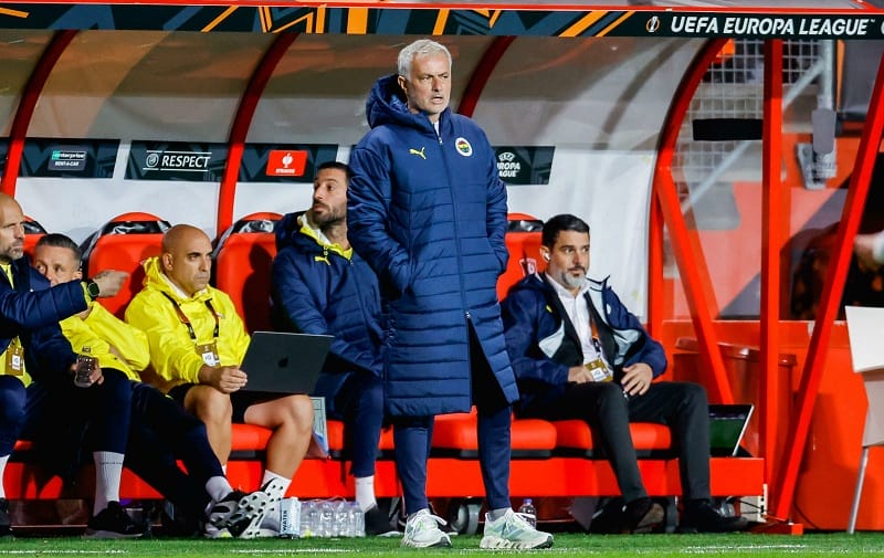 Mourinho tái ngộ M.U