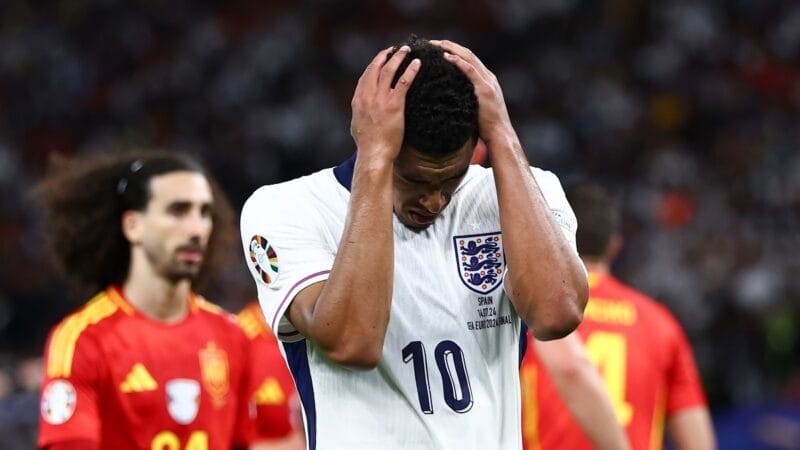 Vì sao Bellingham không vui khi chơi cho ĐT Anh?