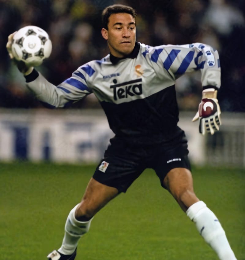 Thủ môn Paco Buyo