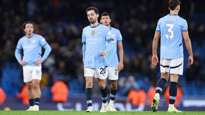Bernardo Silva chỉ trích màn trình diễn của Man City