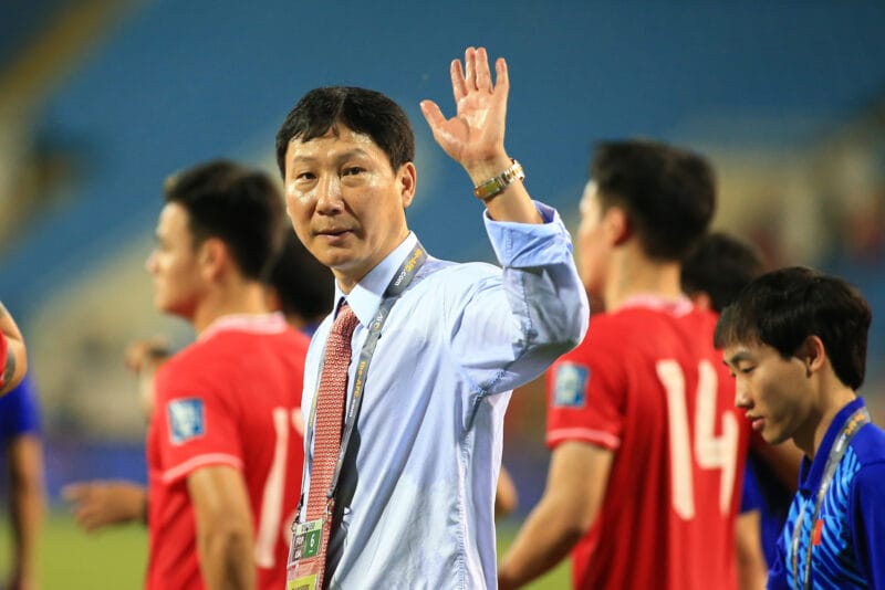 ĐT Việt Nam vô địch AFF Cup, HLV Kim Sang-sik mơ dự World Cup