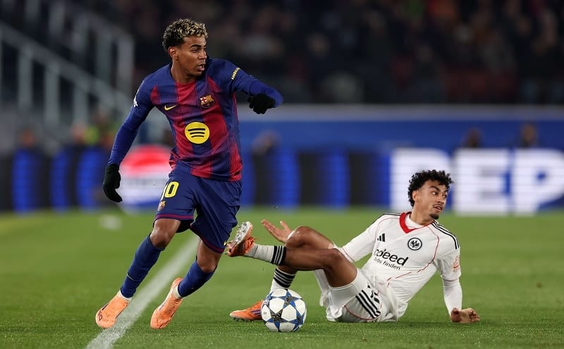 Vượt Mbappe, Lamine Yamal lập kỷ lục Champions League